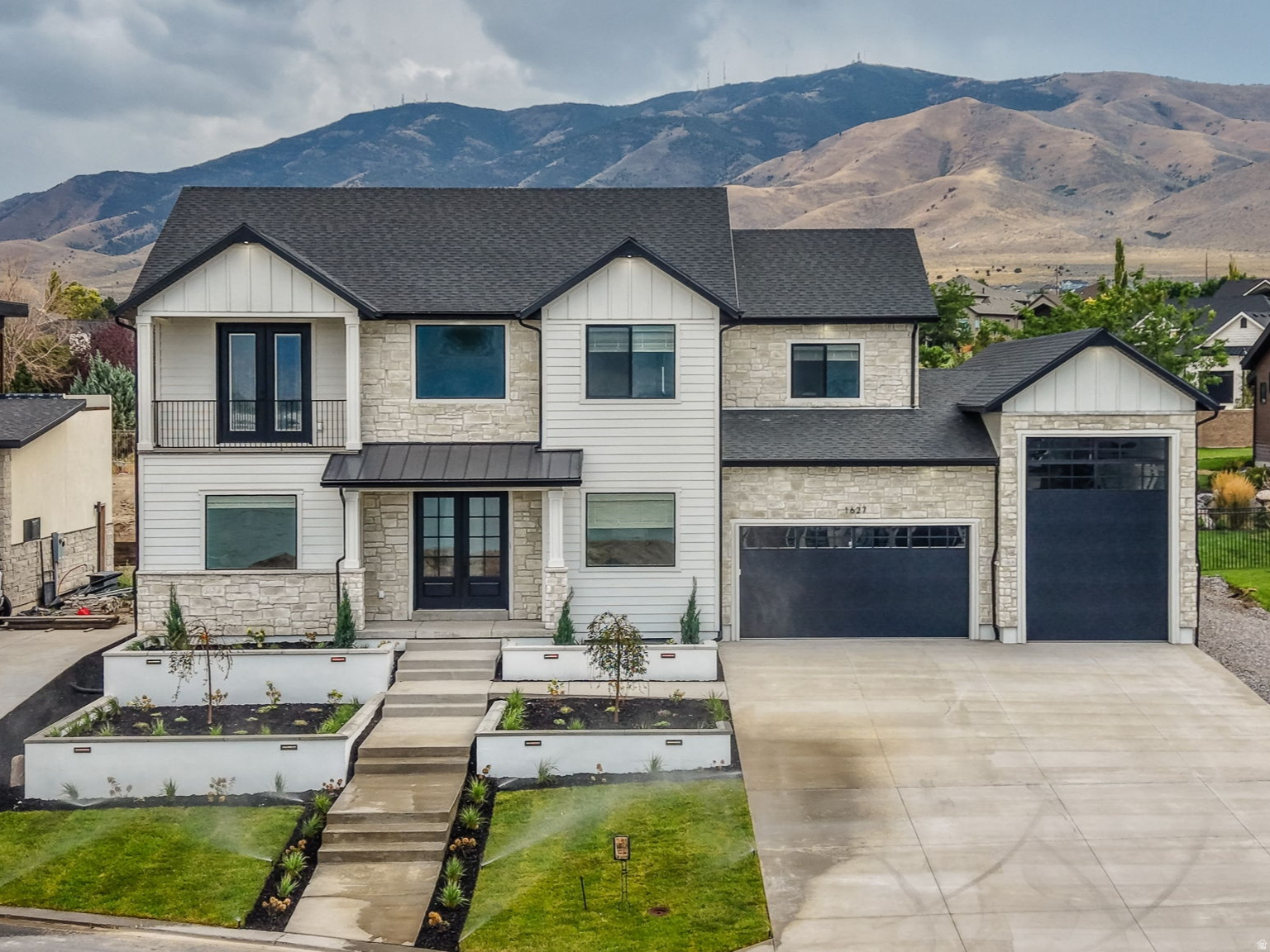 main property photo 67