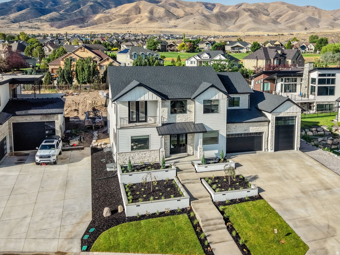 main property photo 71