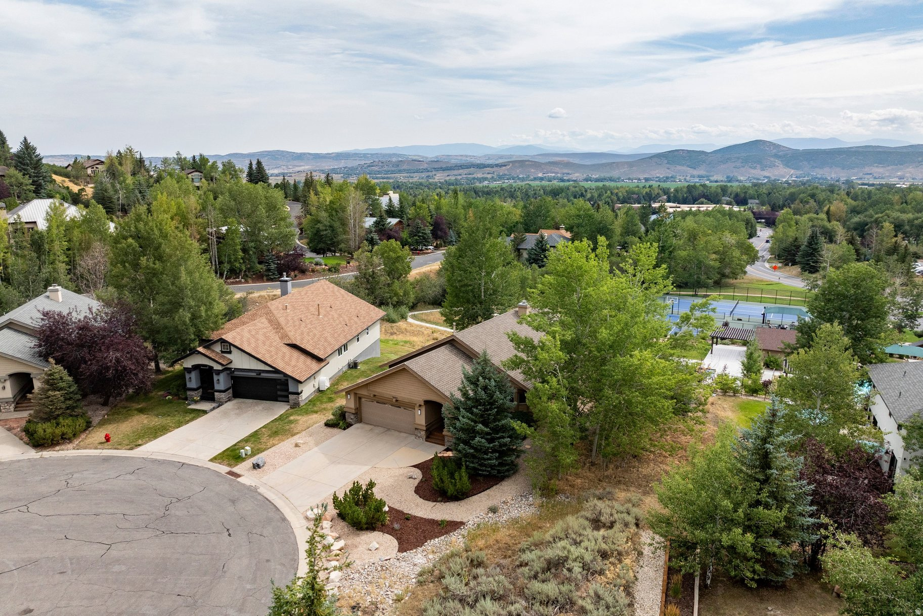 main property photo 51