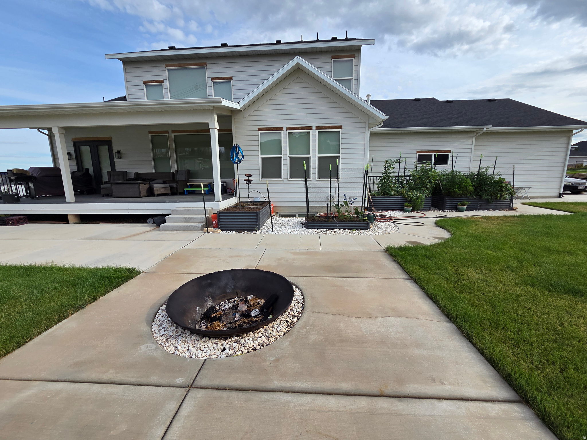 main property photo 60