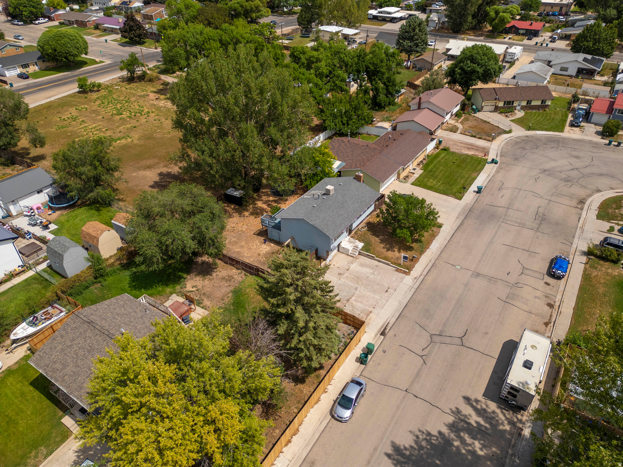 main property photo 41