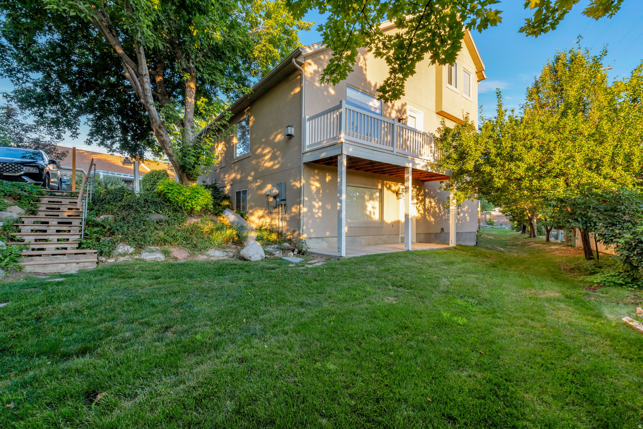 main property photo 41