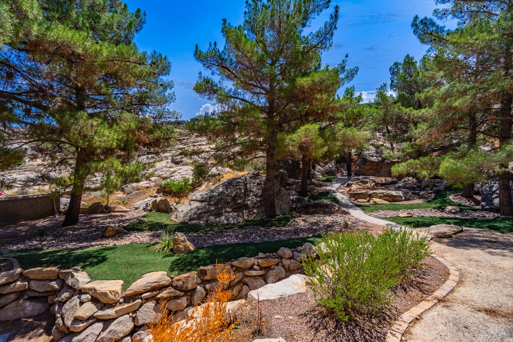 main property photo 50