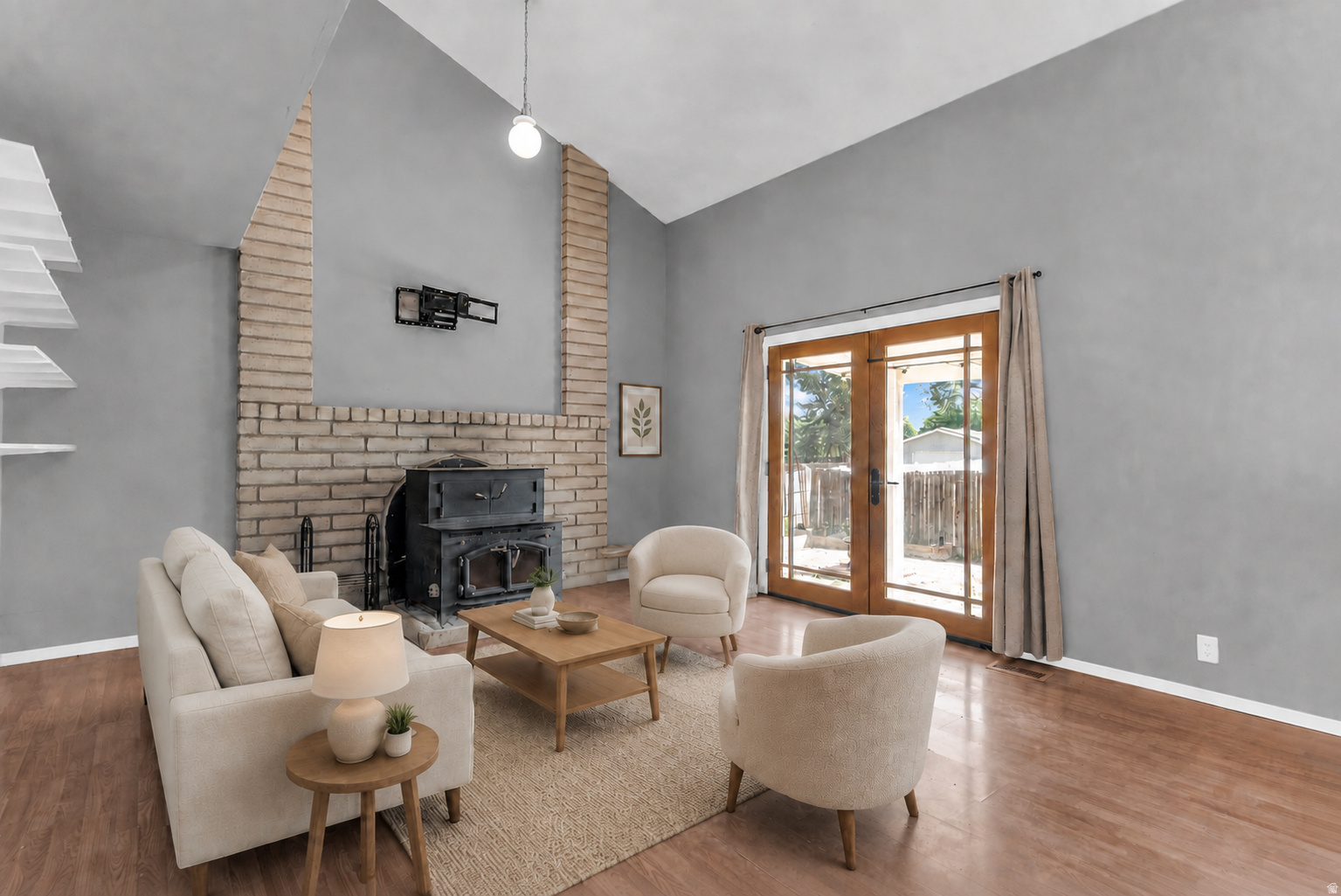 main property photo 2