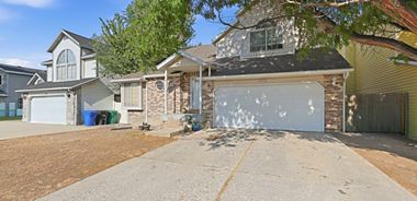 image of property with 4 Bed | 3 Bath | 2,148 Sqft