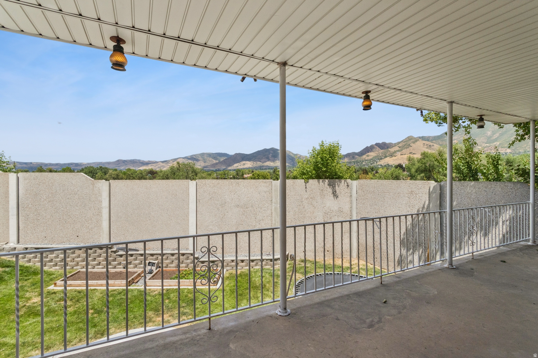 main property photo 76
