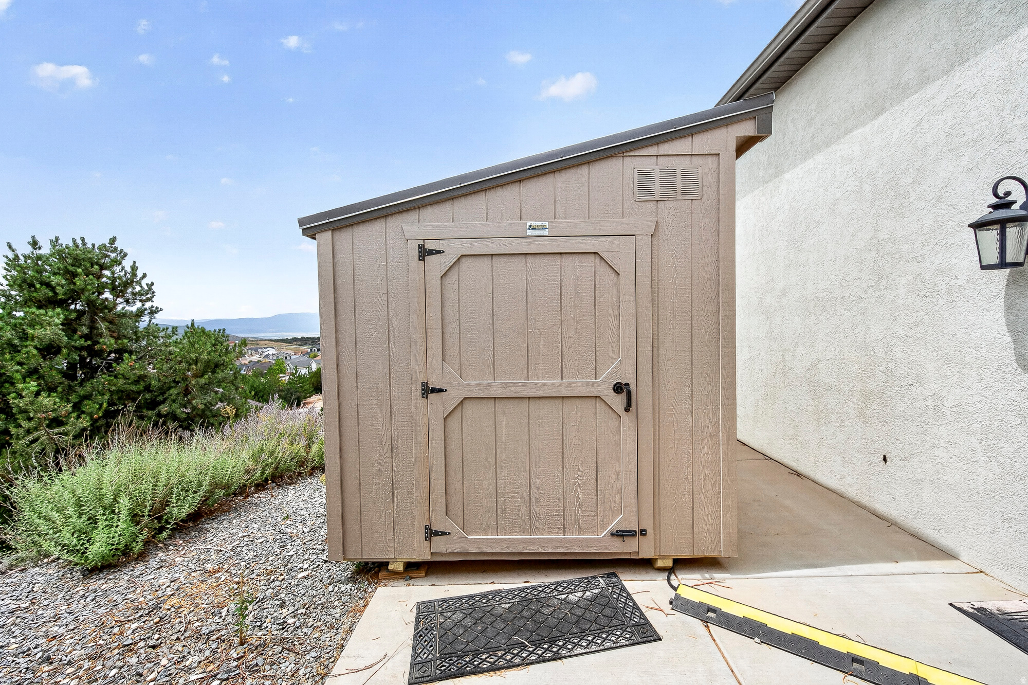 main property photo 57