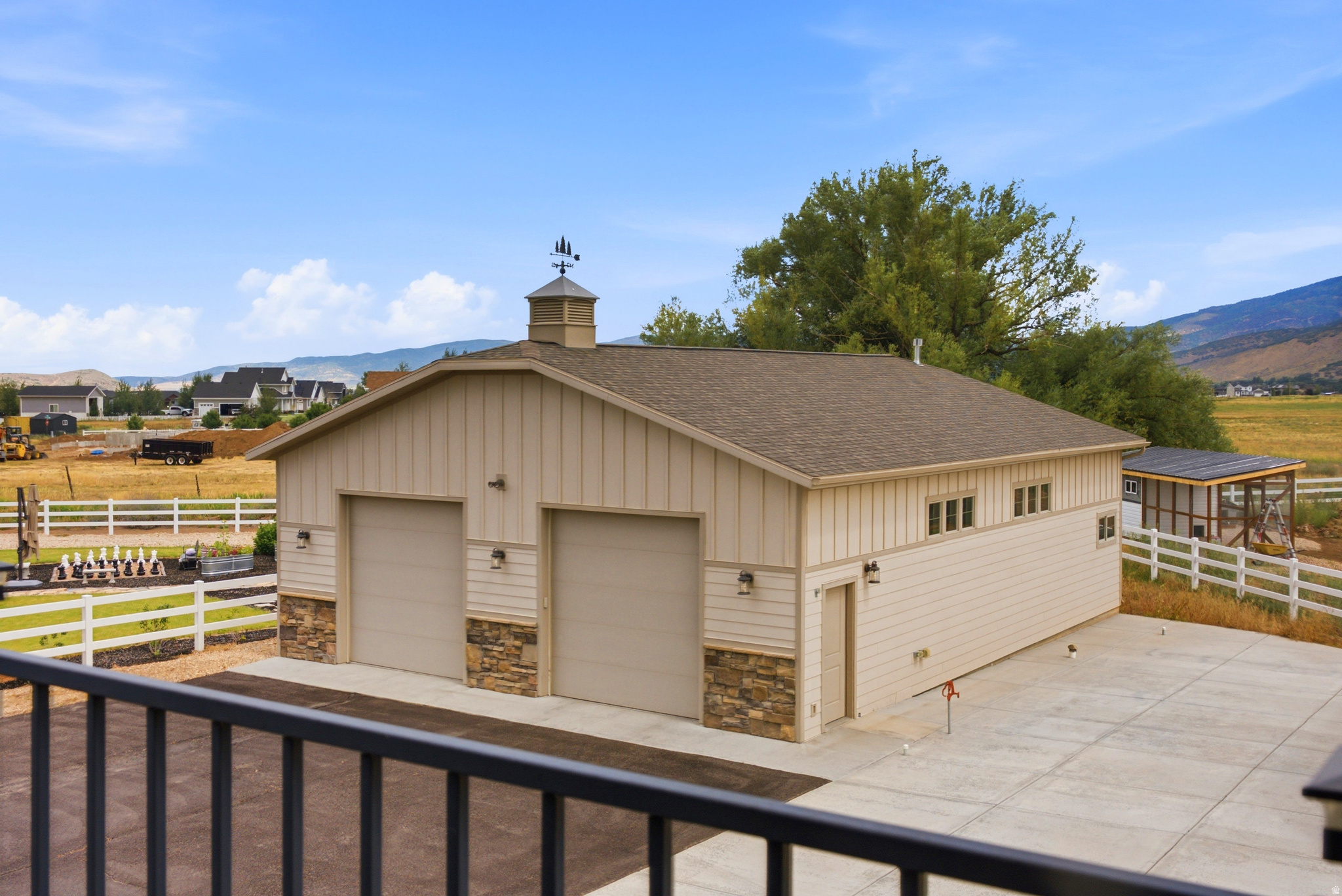 main property photo 53