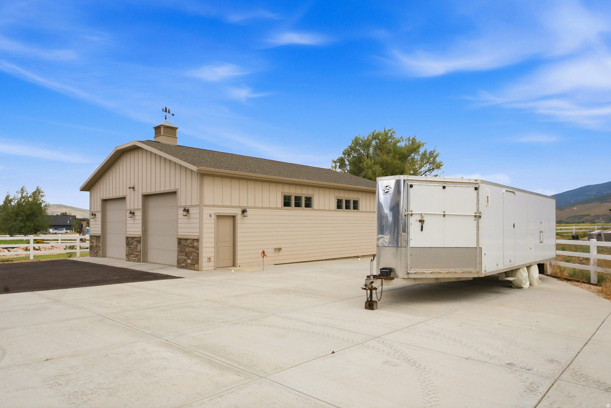 main property photo 58