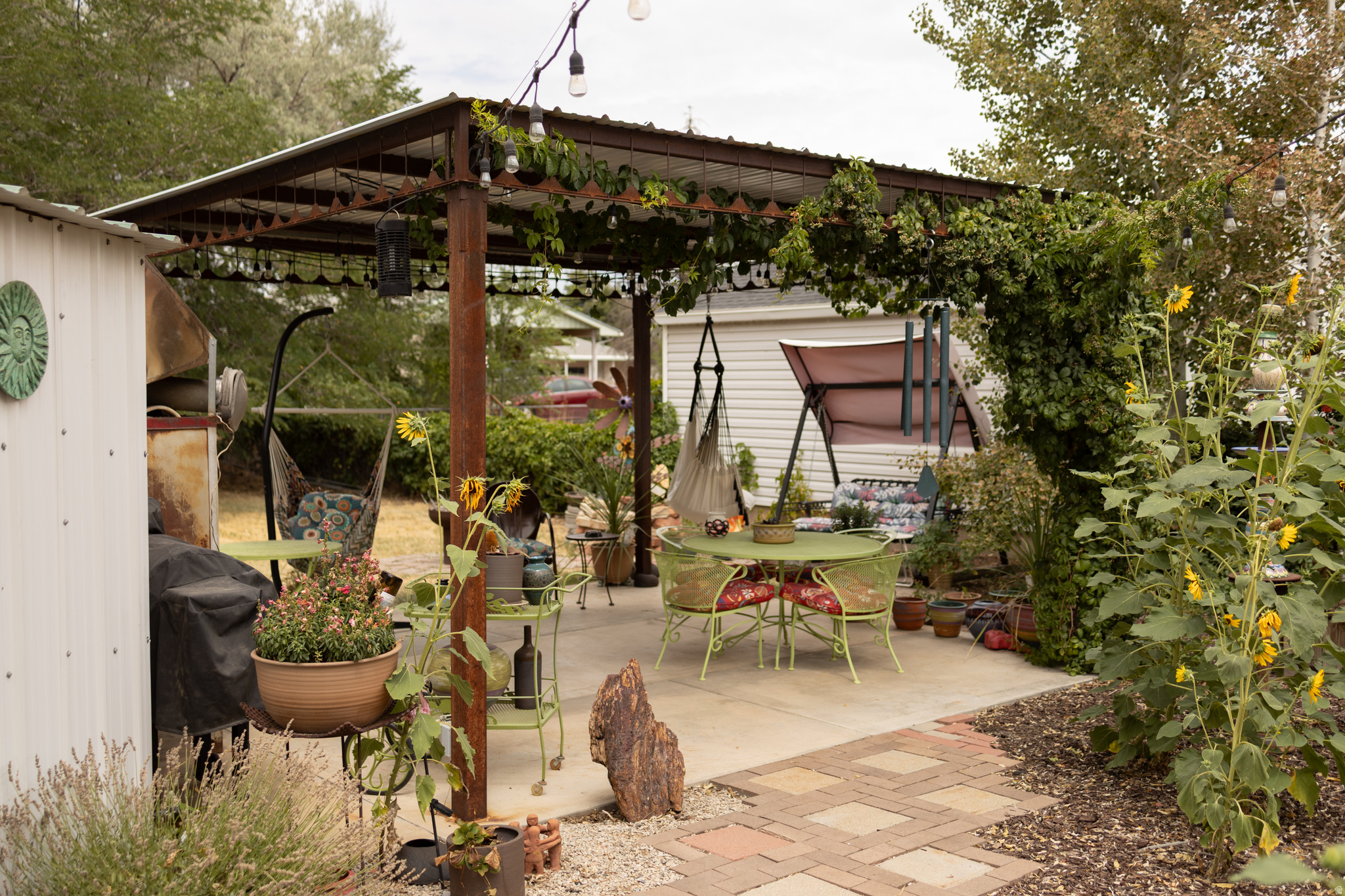 main property photo 14