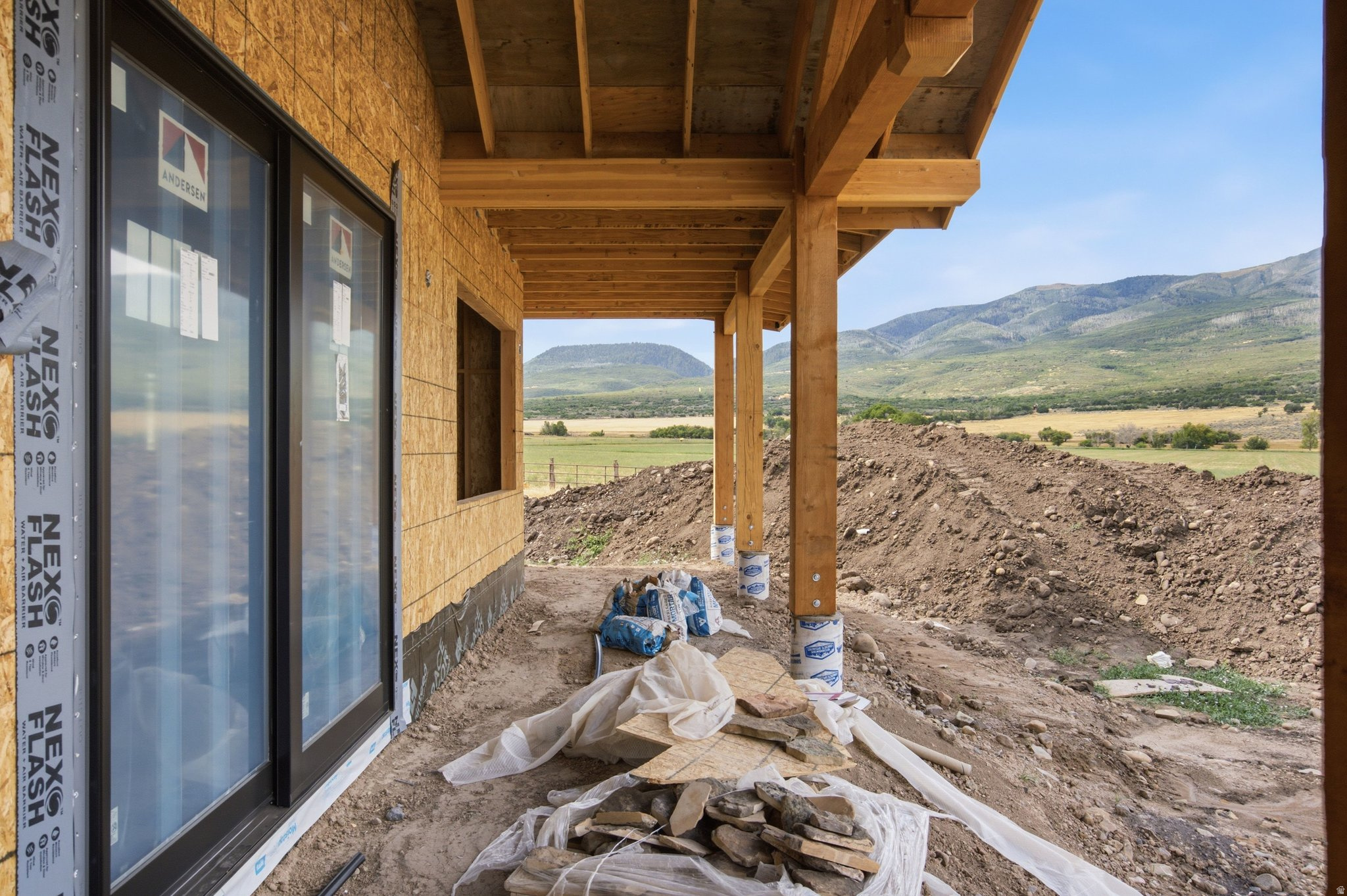 main property photo 31