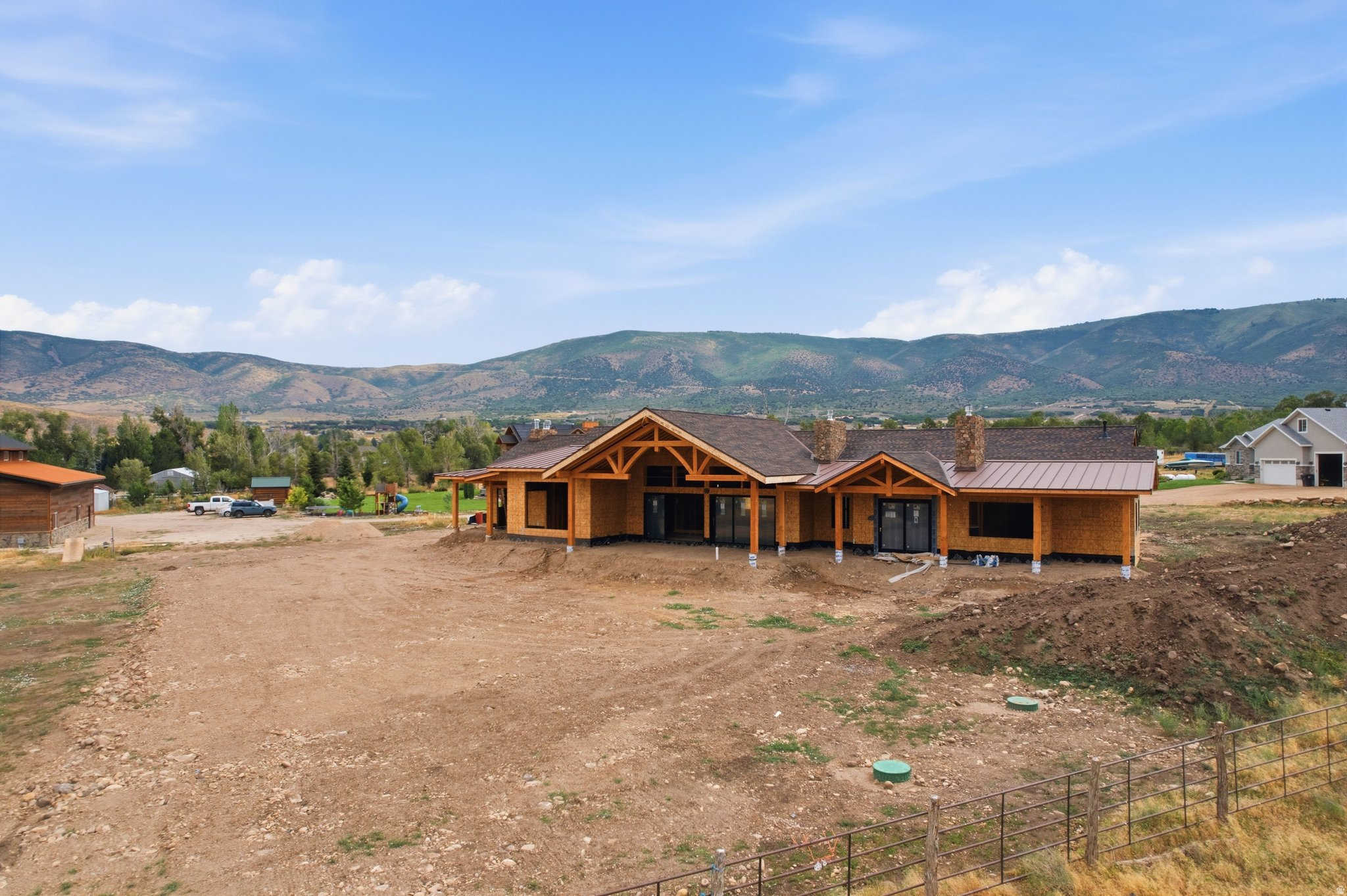 main property photo 36