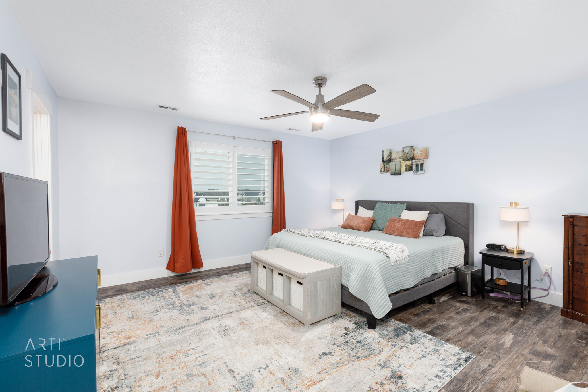 main property photo 29