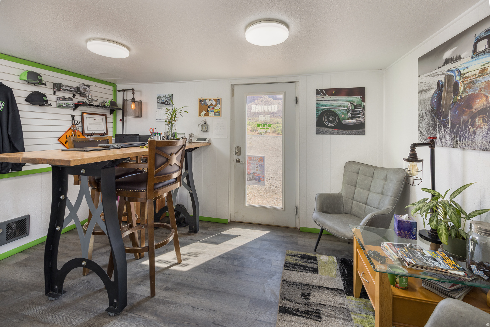 main property photo 8