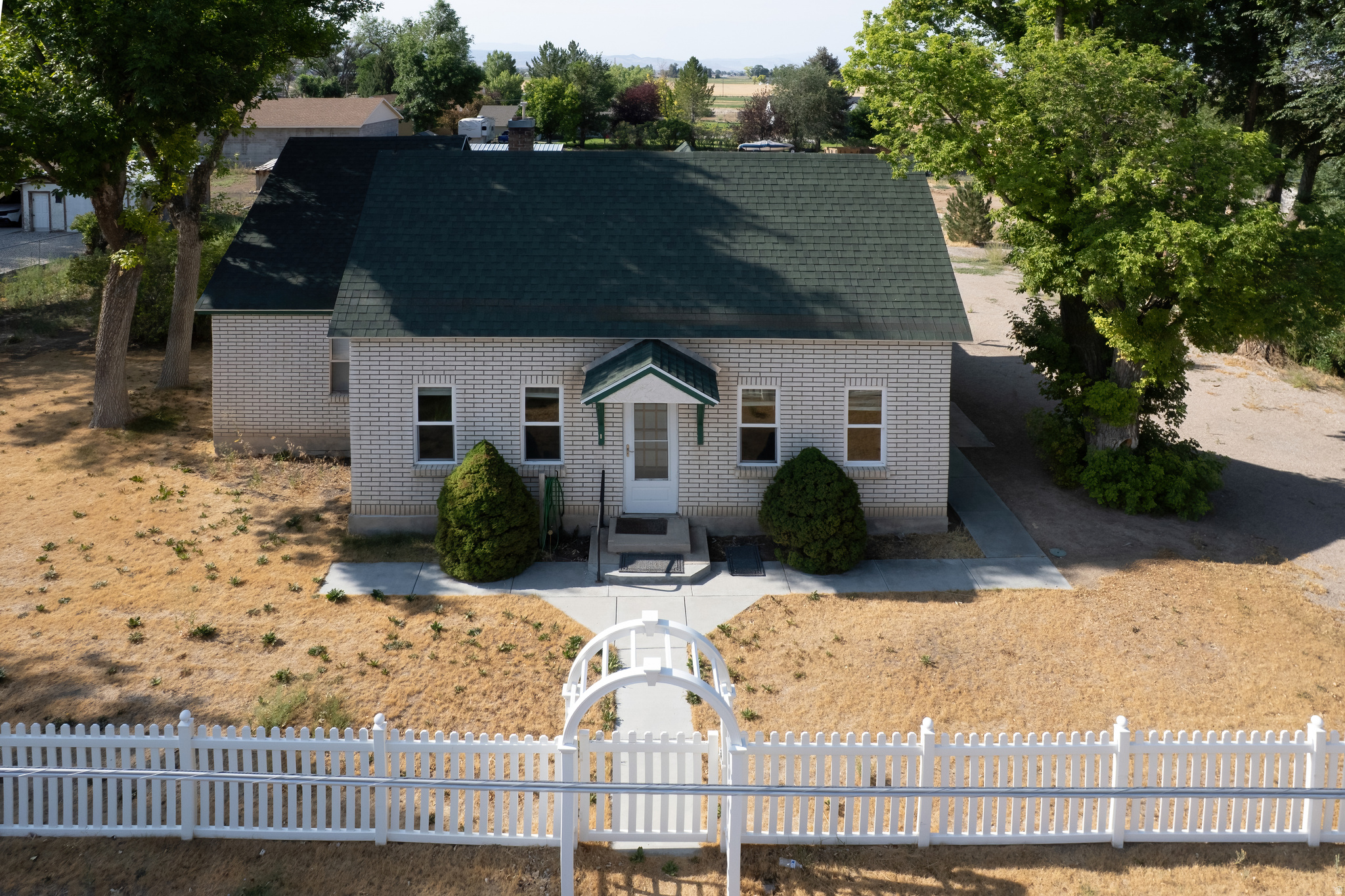 main property photo 51