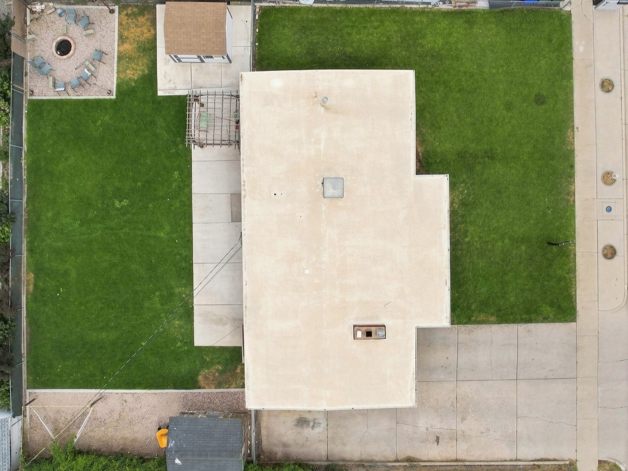 main property photo 24