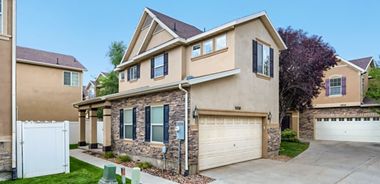 image of property with 3 Bed | 3 Bath | 1,579 Sqft
