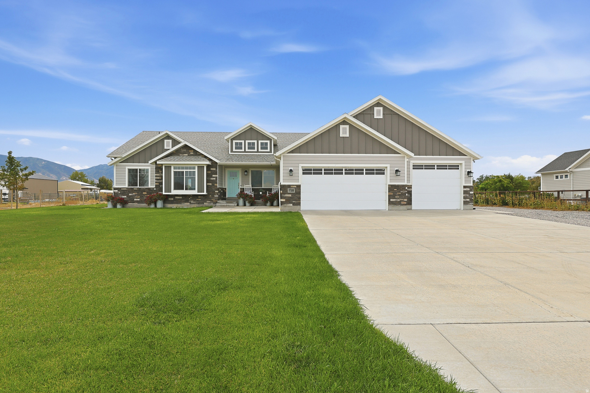 main property photo 59