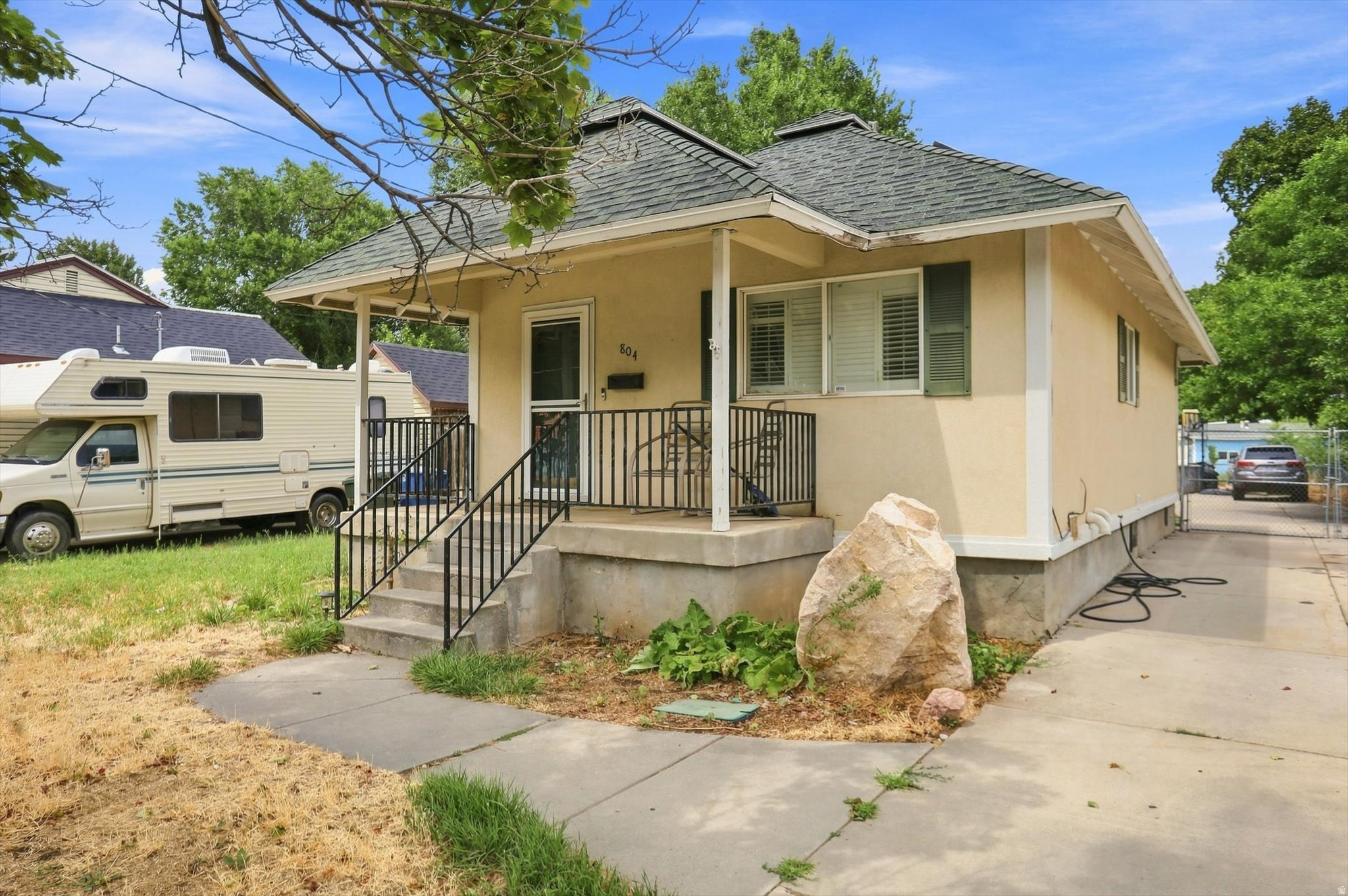 main property photo 1