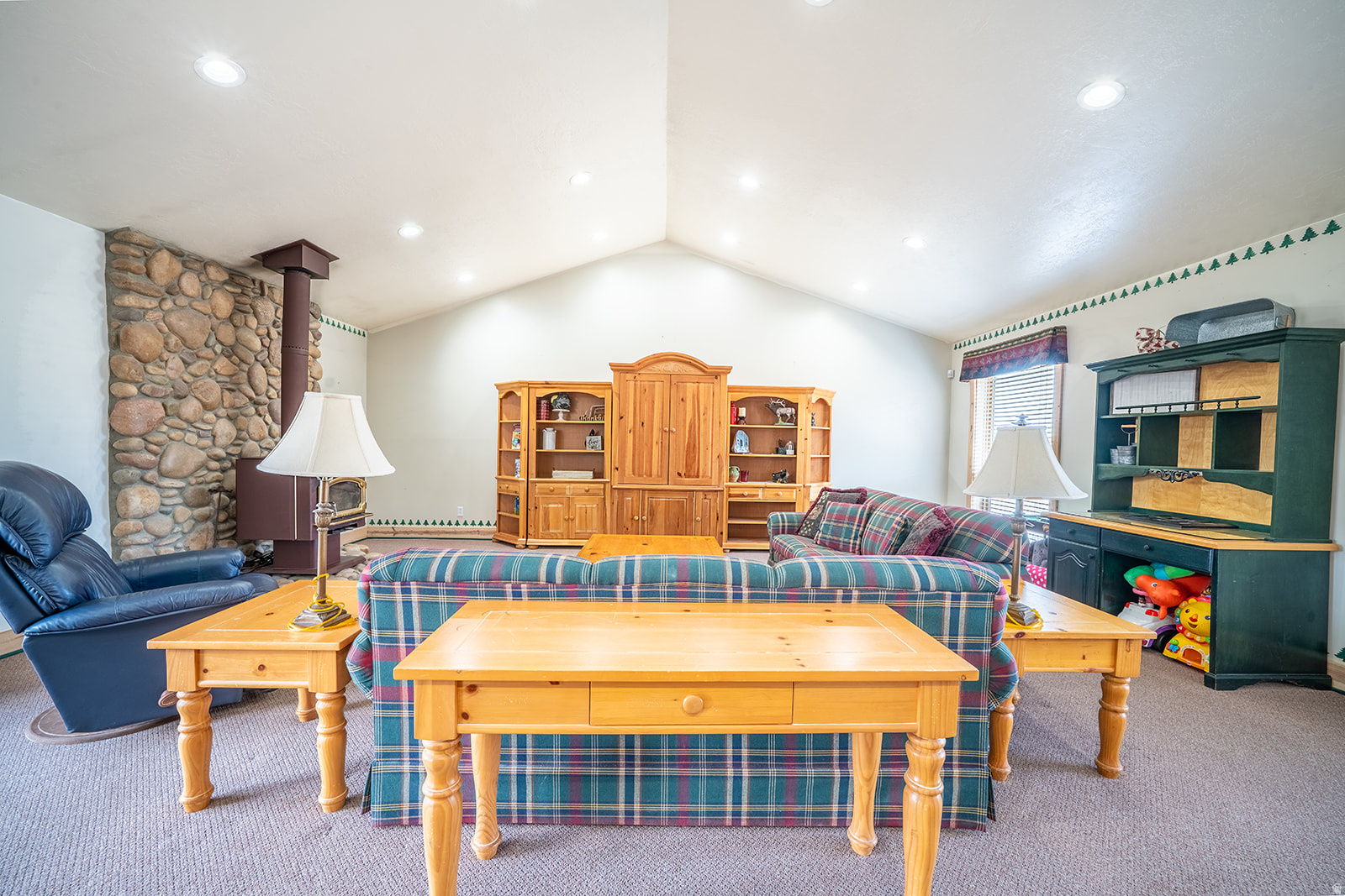 main property photo 7