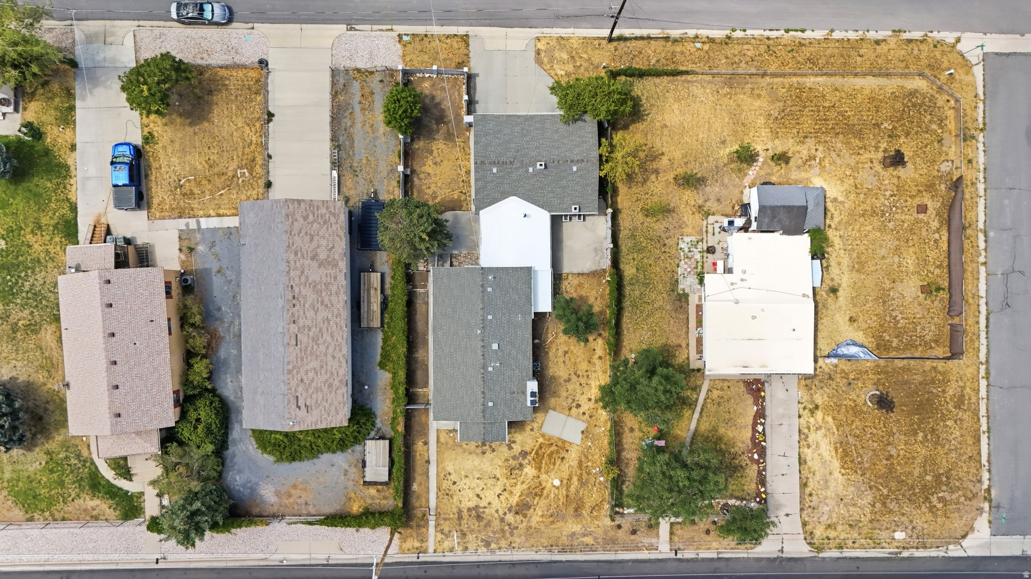 main property photo 64