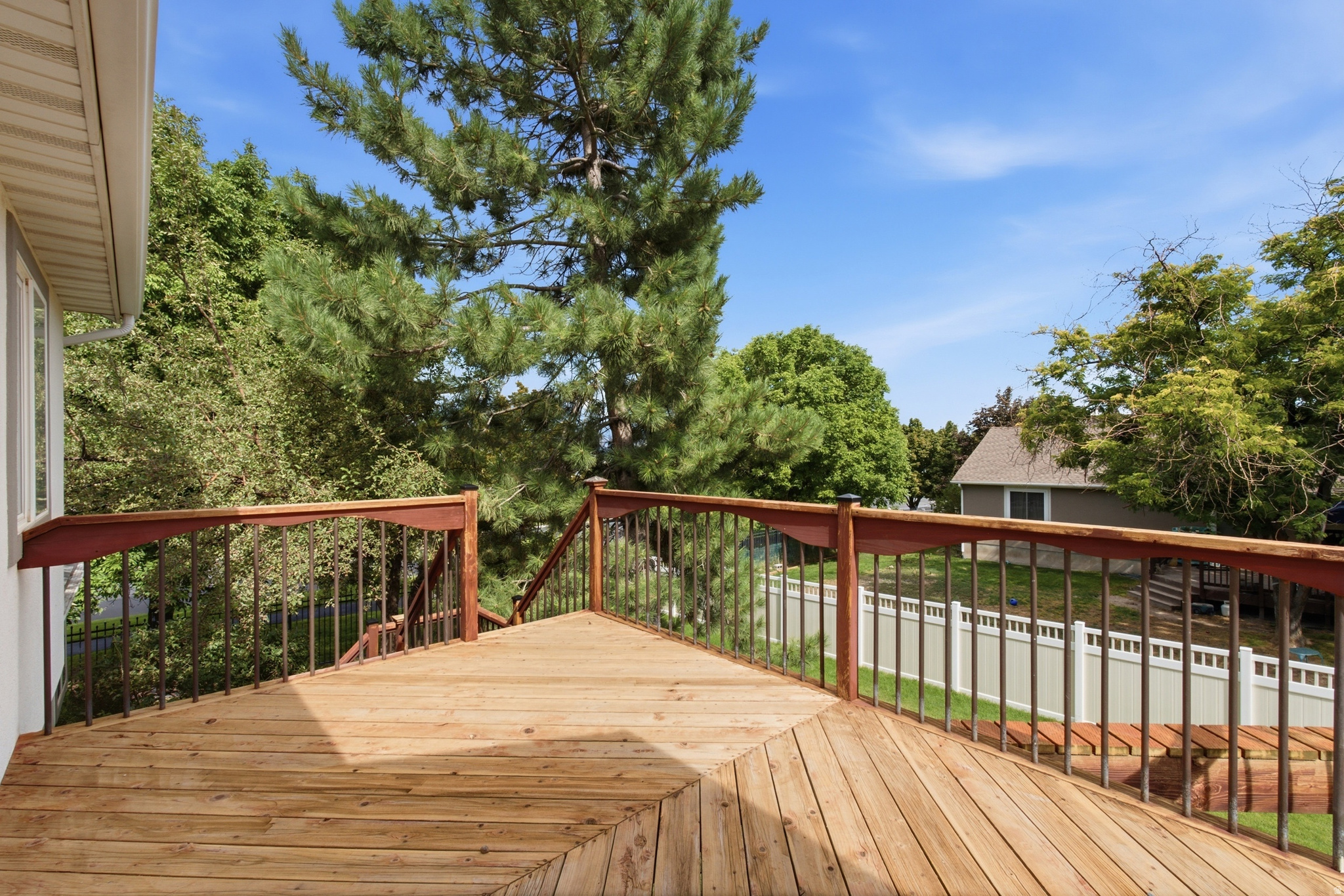 main property photo 39
