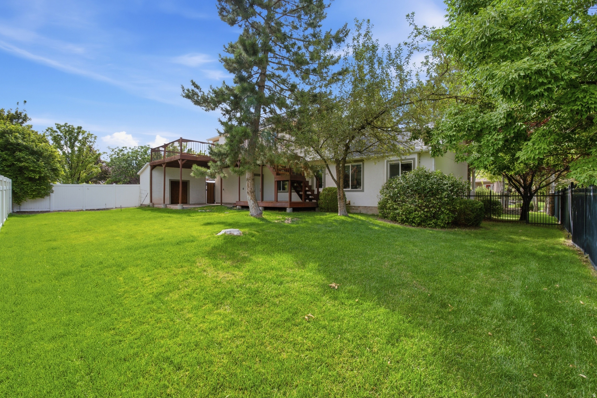 main property photo 42