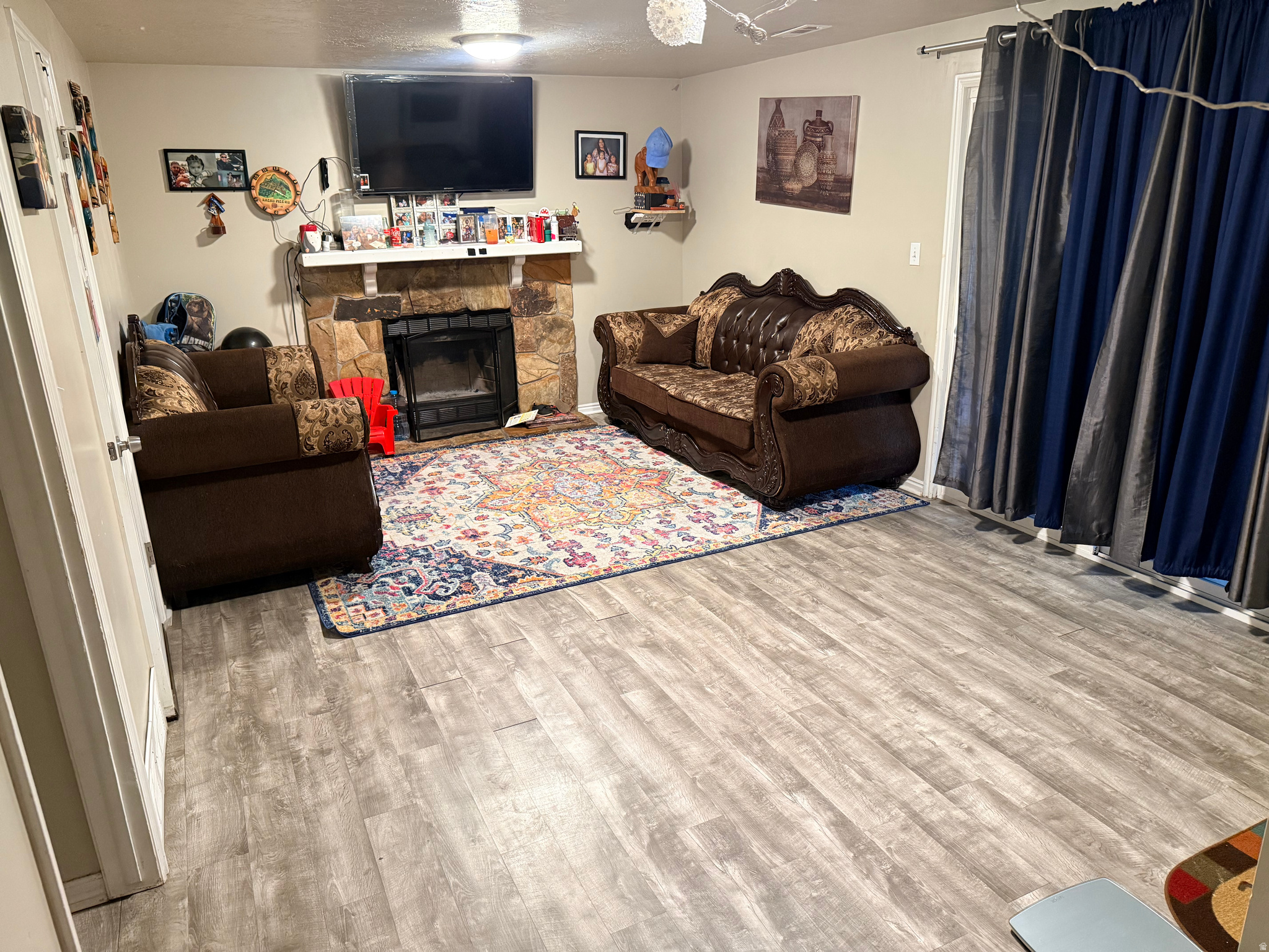 main property photo 8