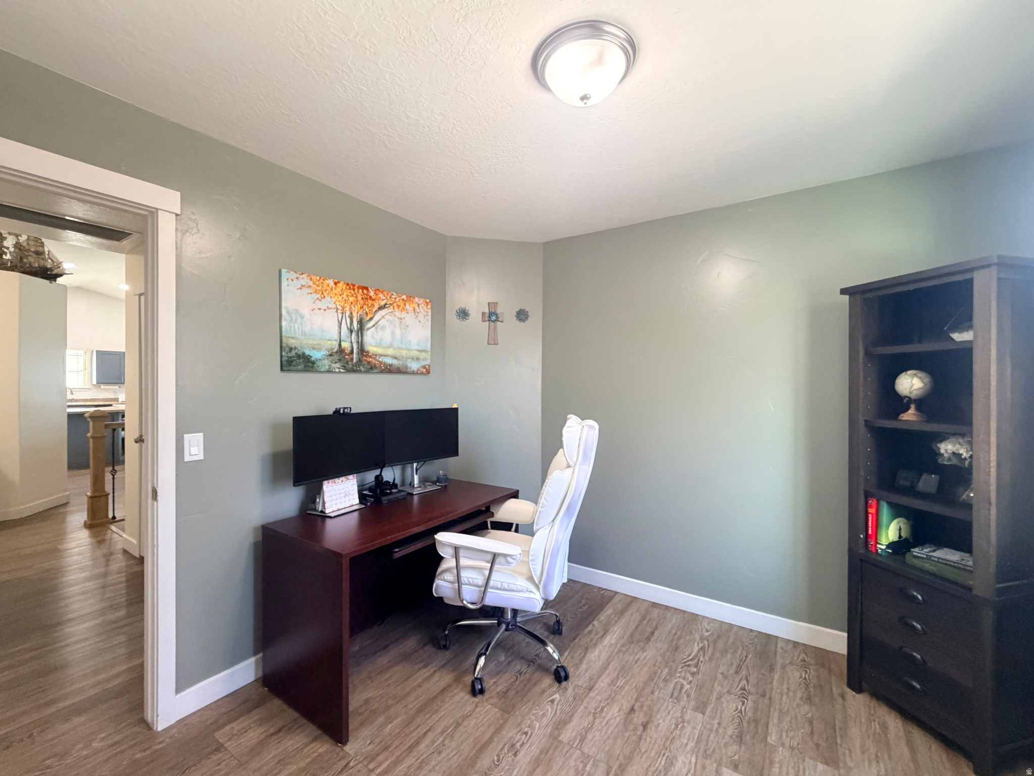 main property photo 19