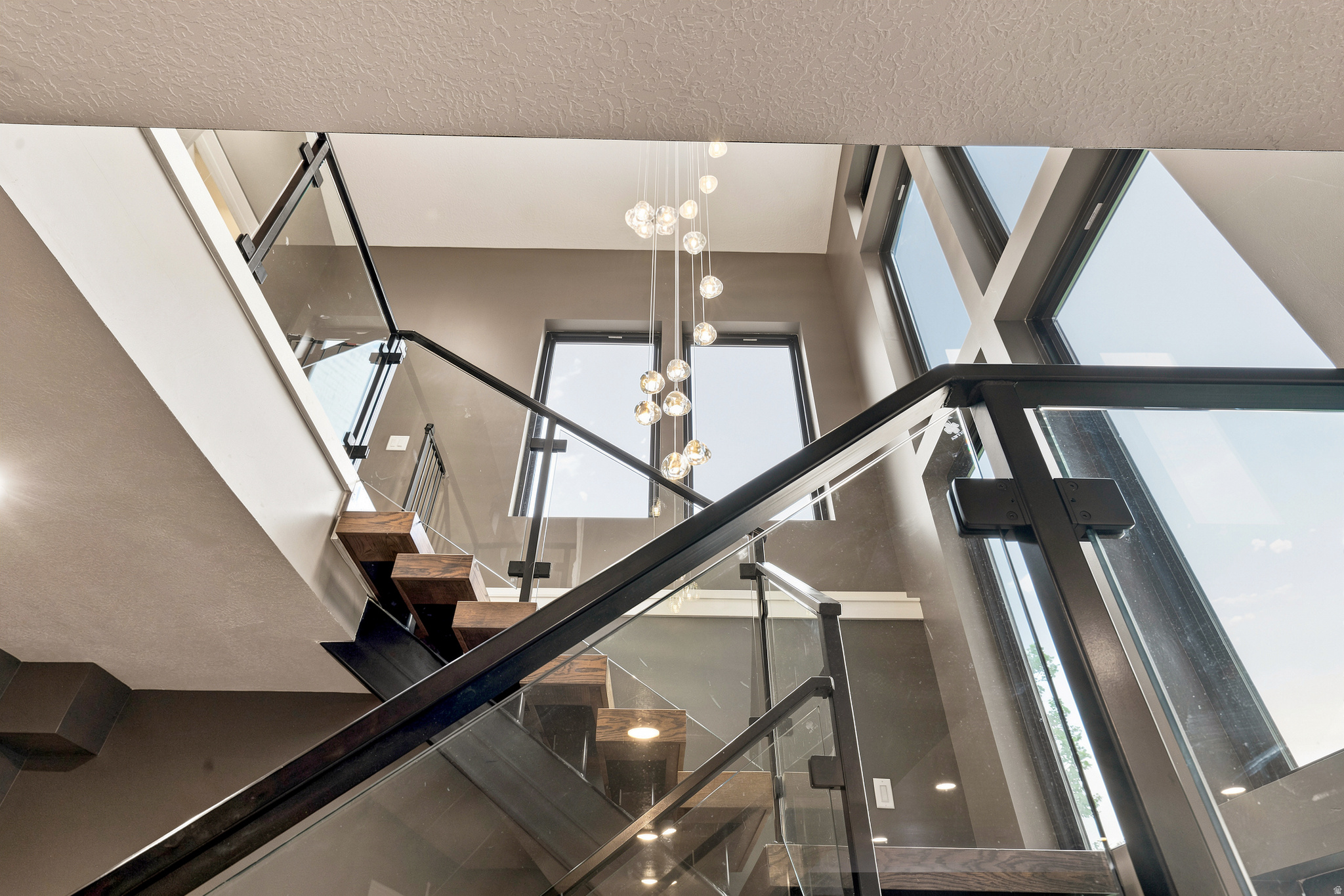 main property photo 78