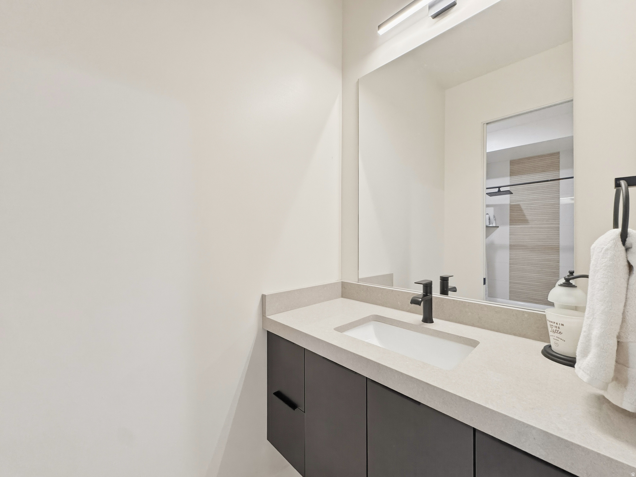 main property photo 87