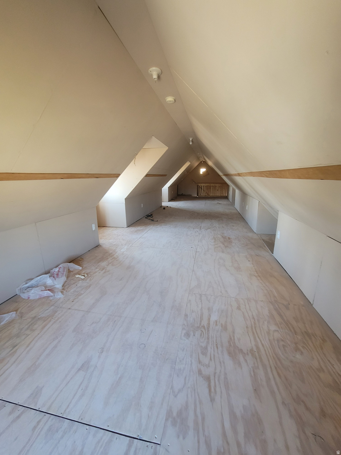main property photo 92