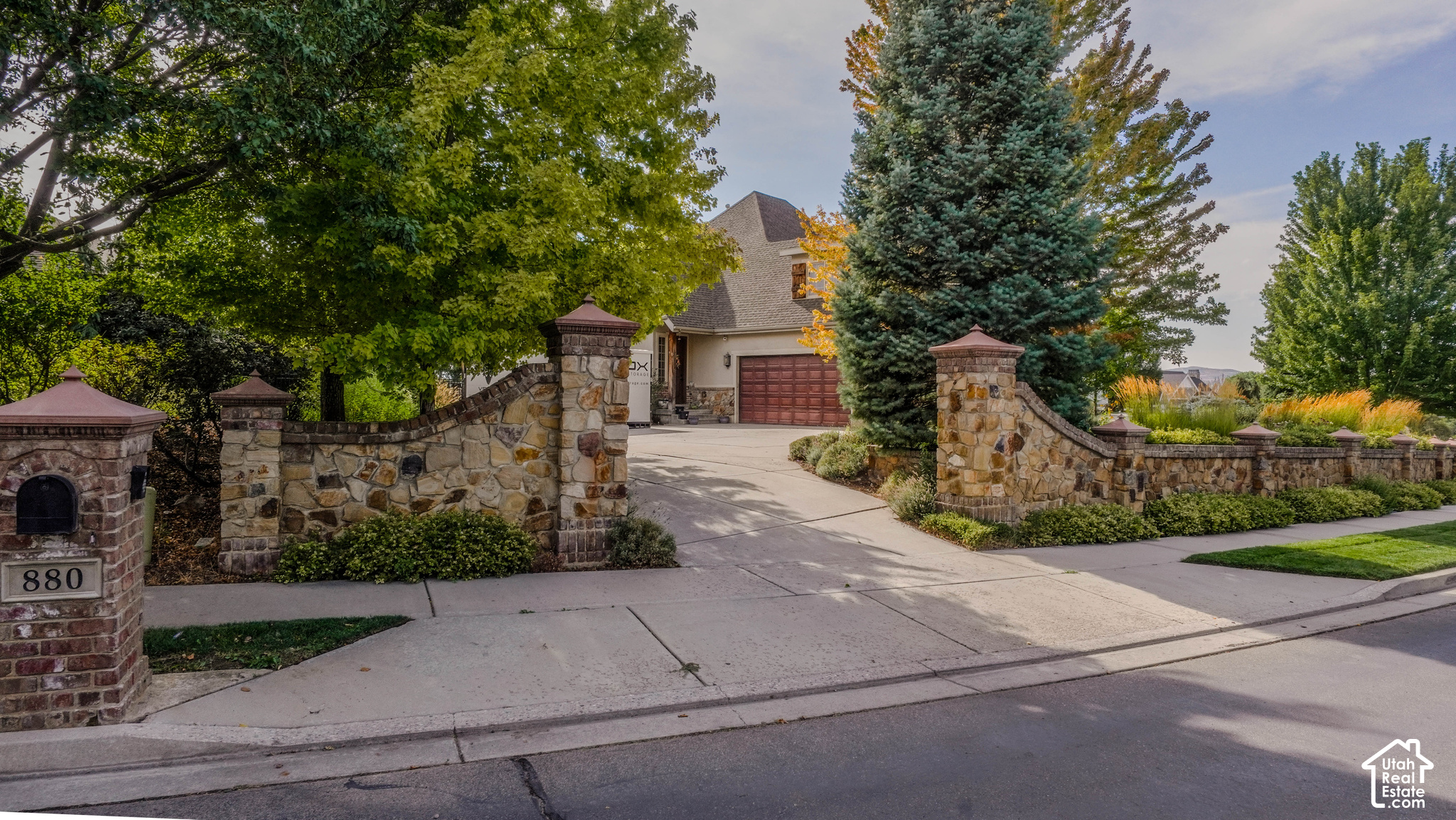 main property photo 74