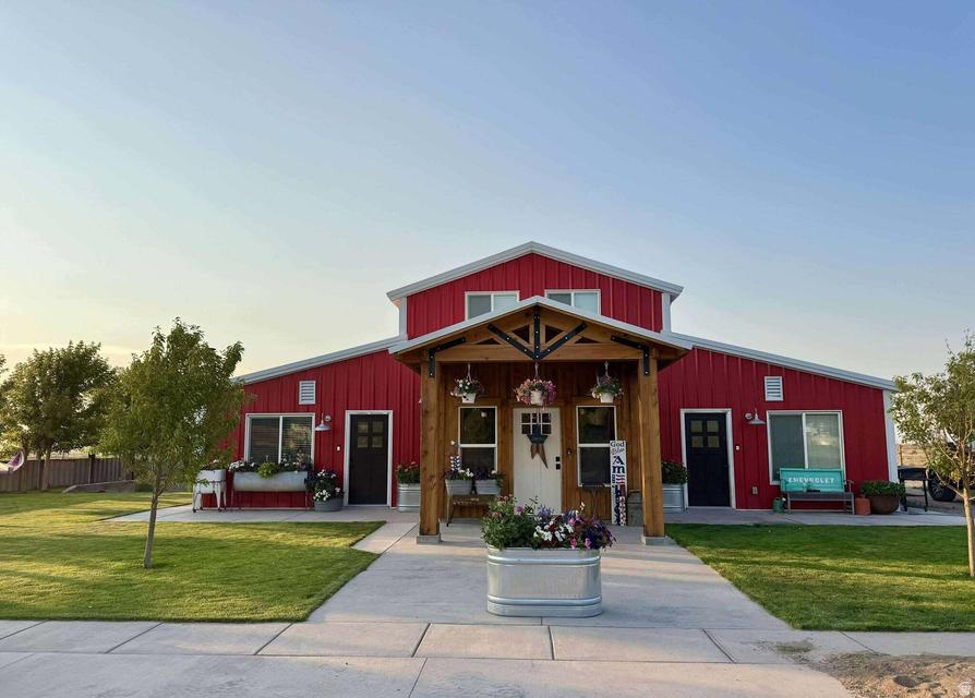 main property photo 1