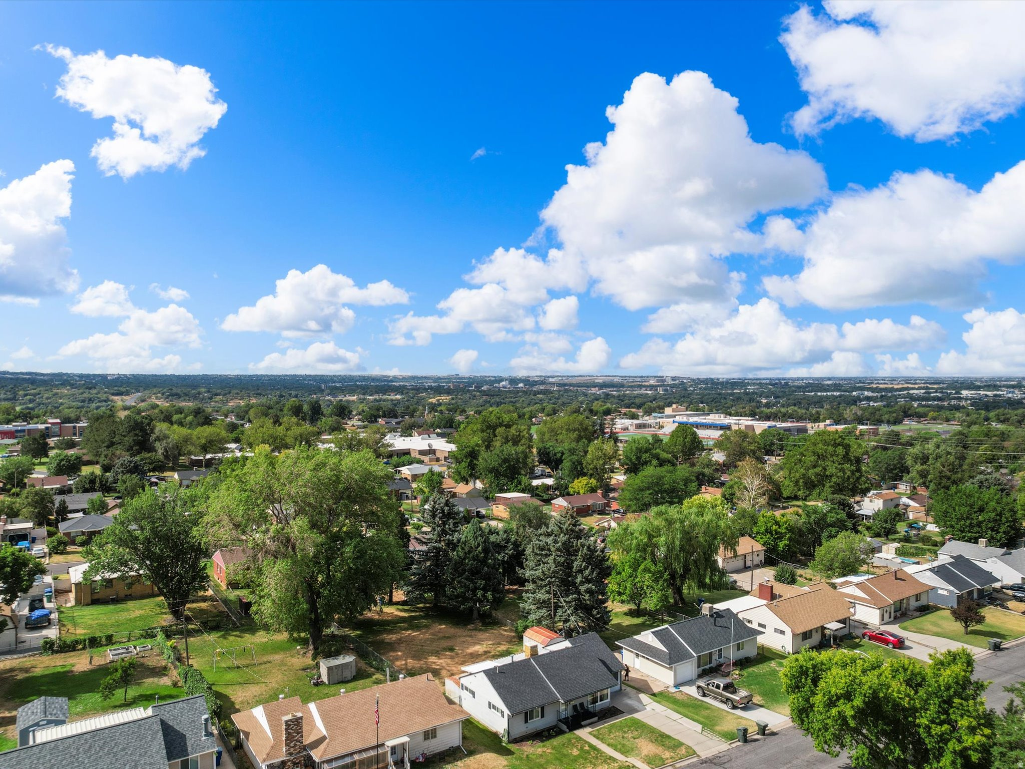 main property photo 31