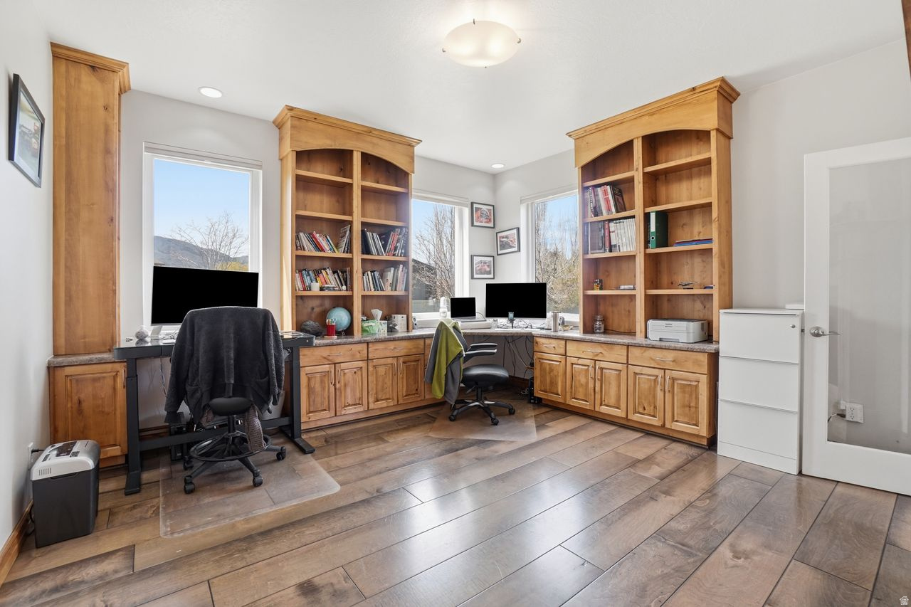 main property photo 19
