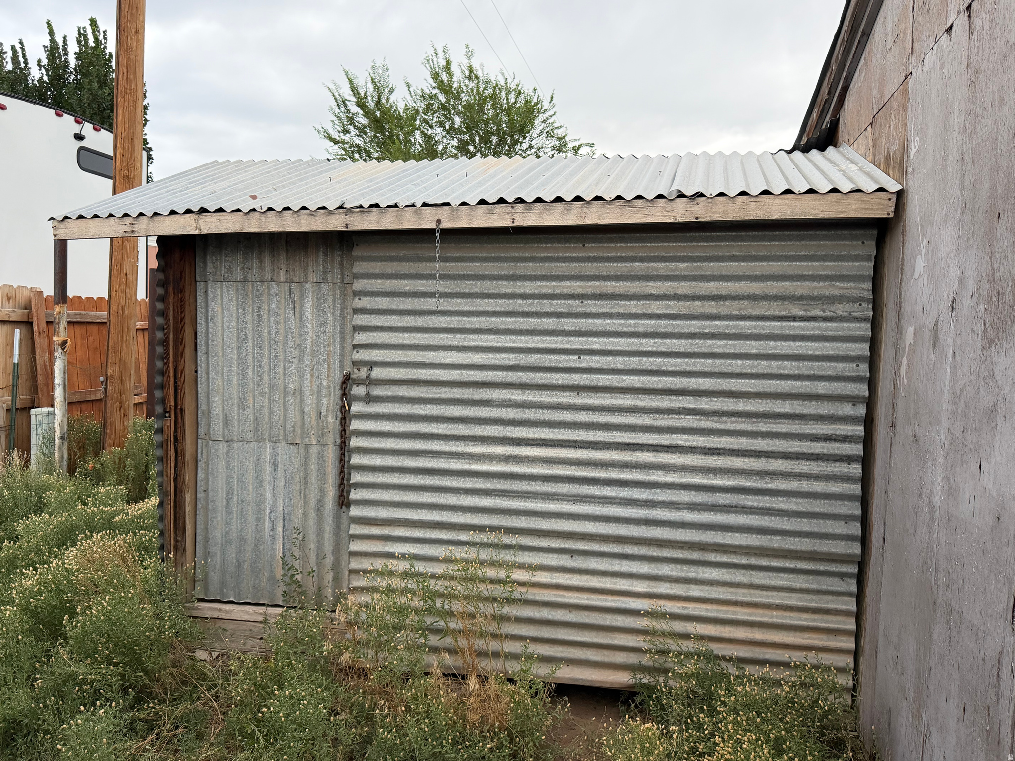 main property photo 42