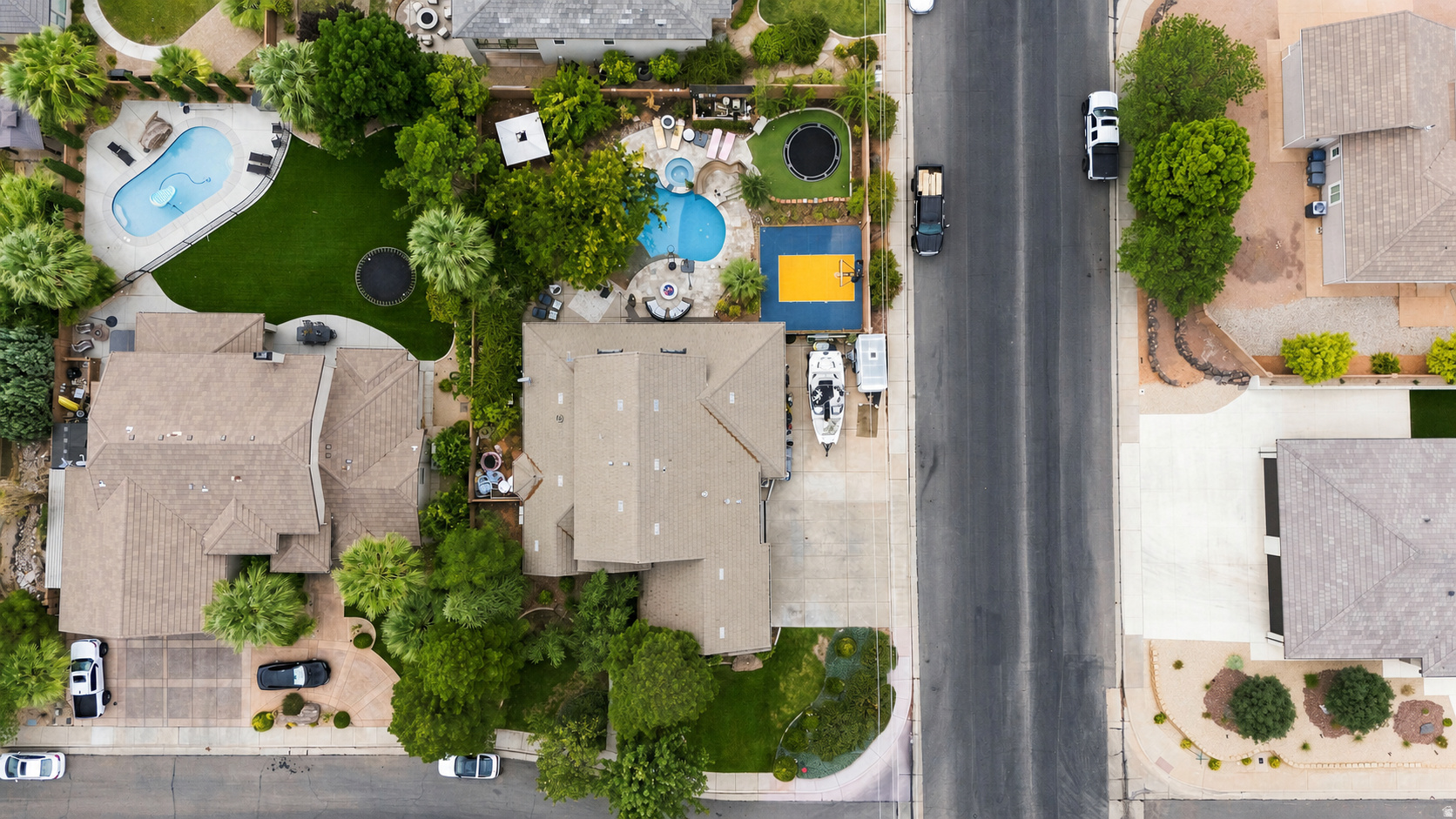 main property photo 42