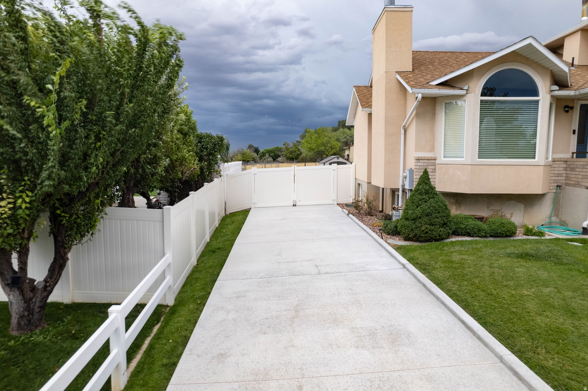 main property photo 57