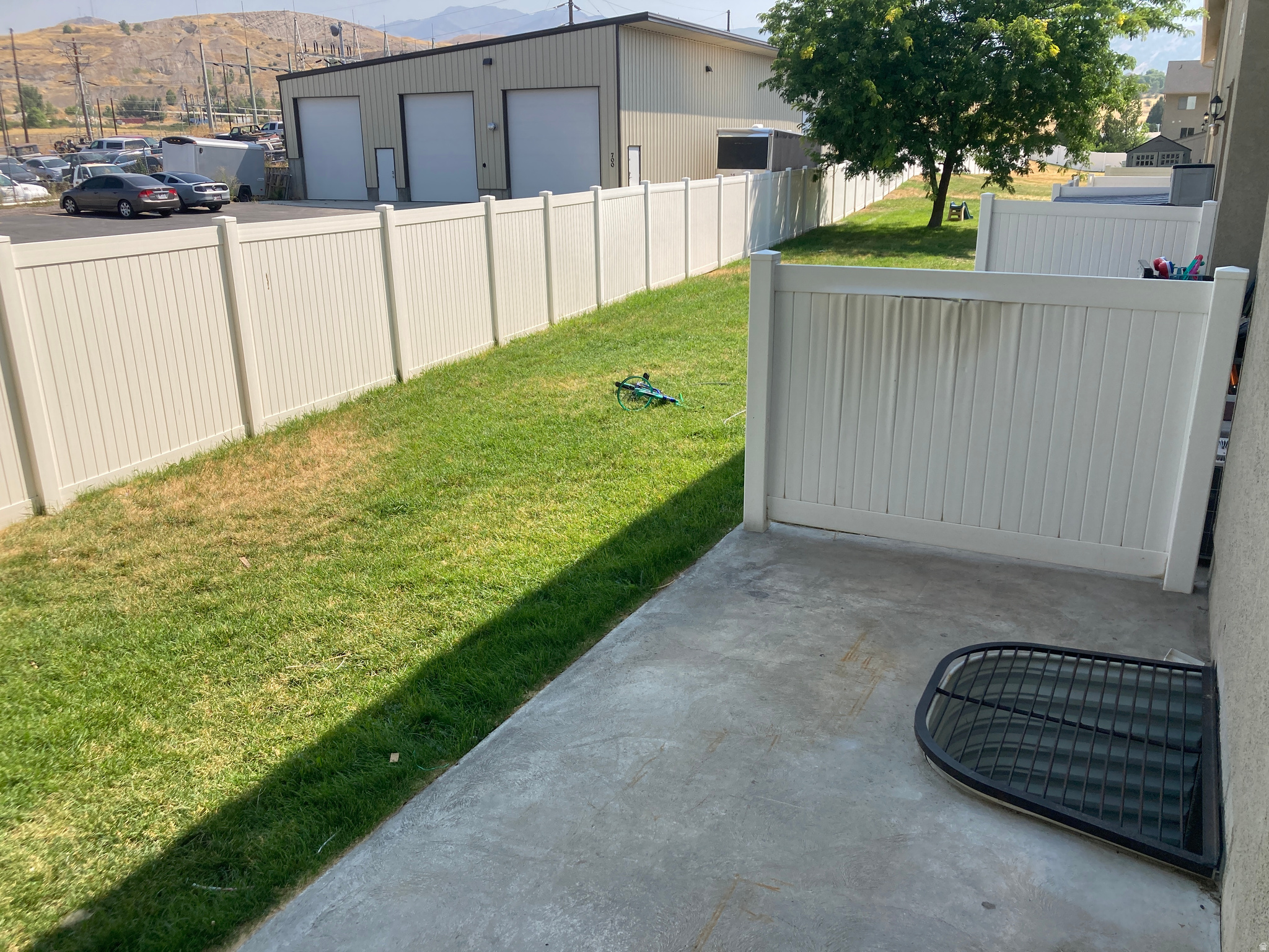 main property photo 5