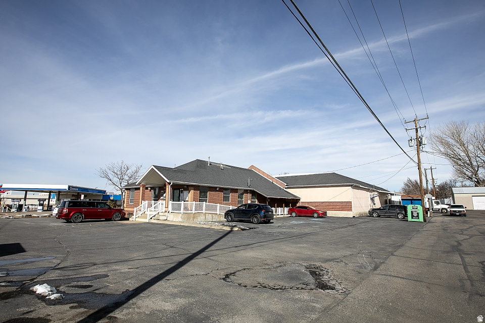 main property photo 5