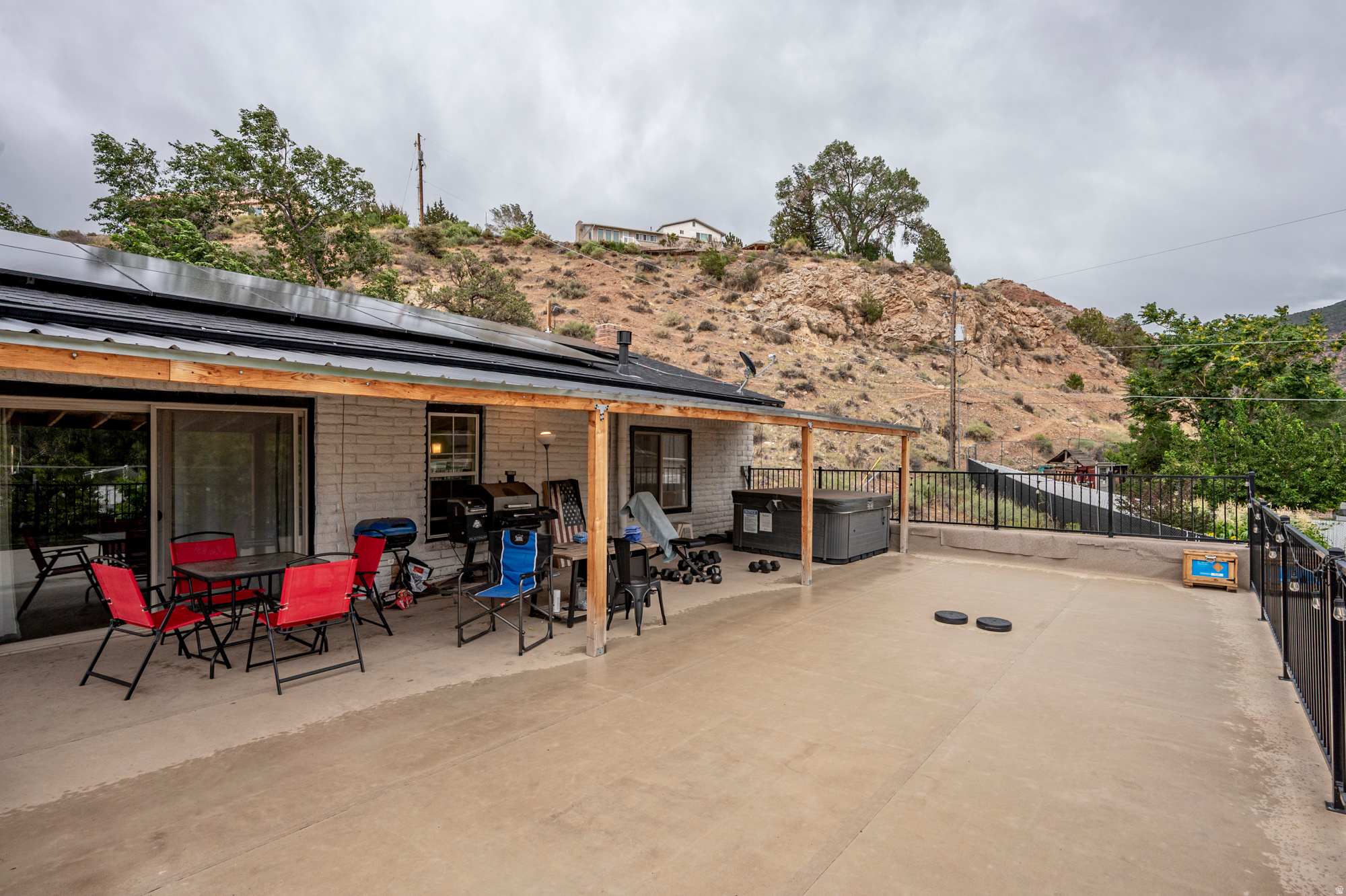 main property photo 32