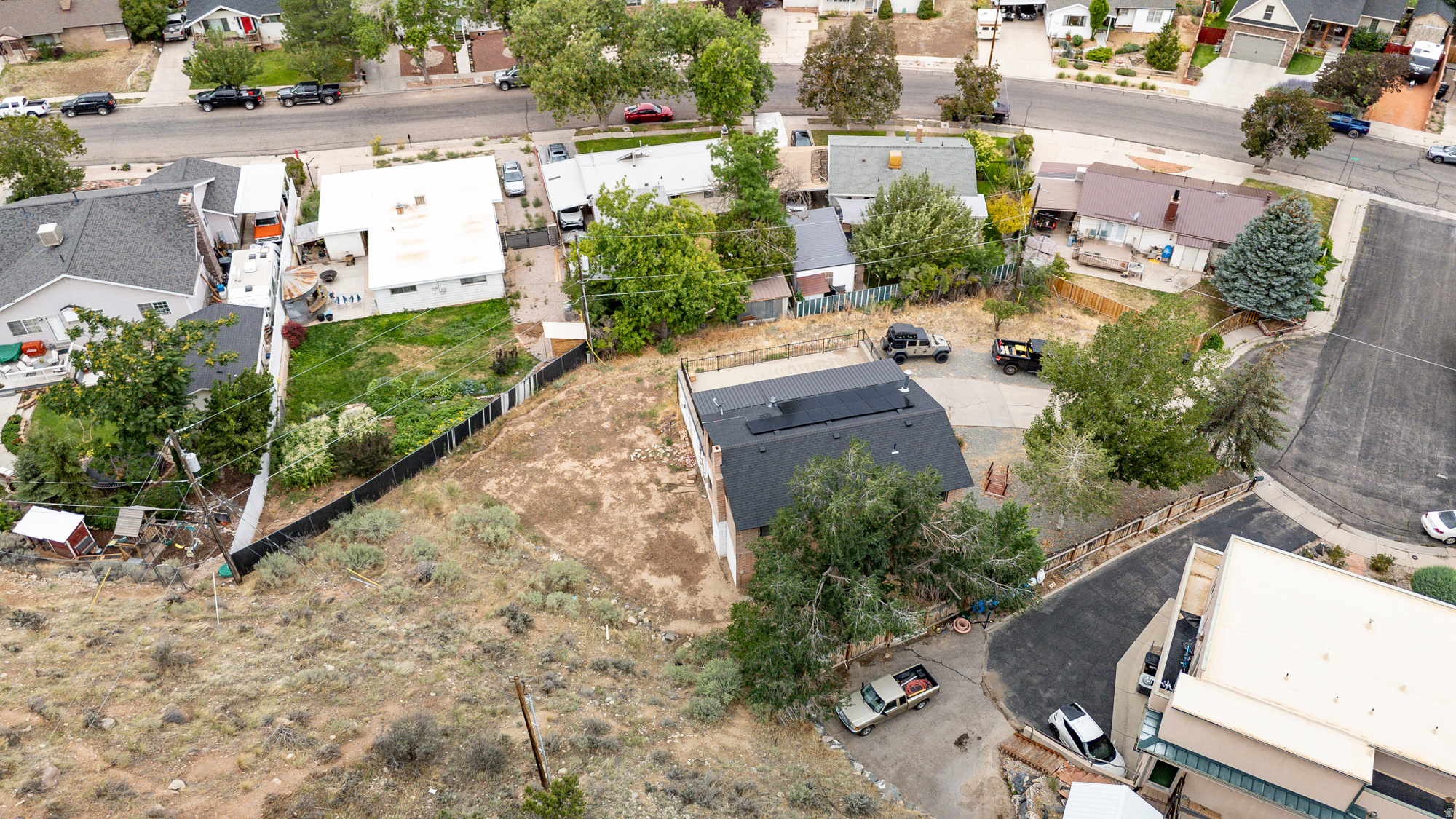 main property photo 45