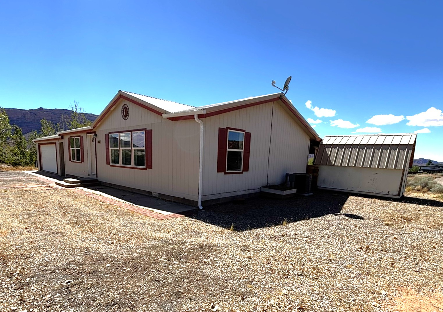 main property photo 41