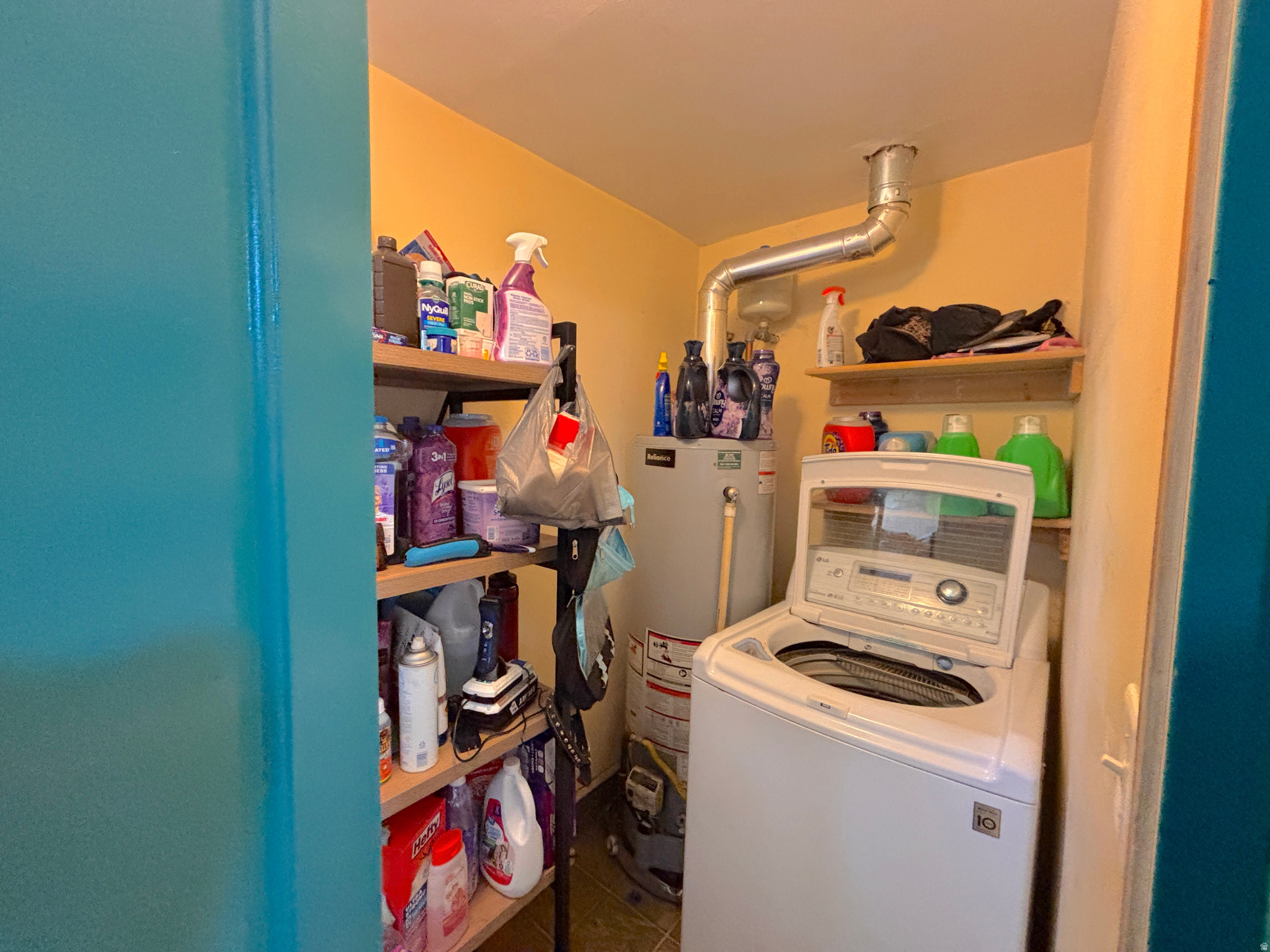 main property photo 28