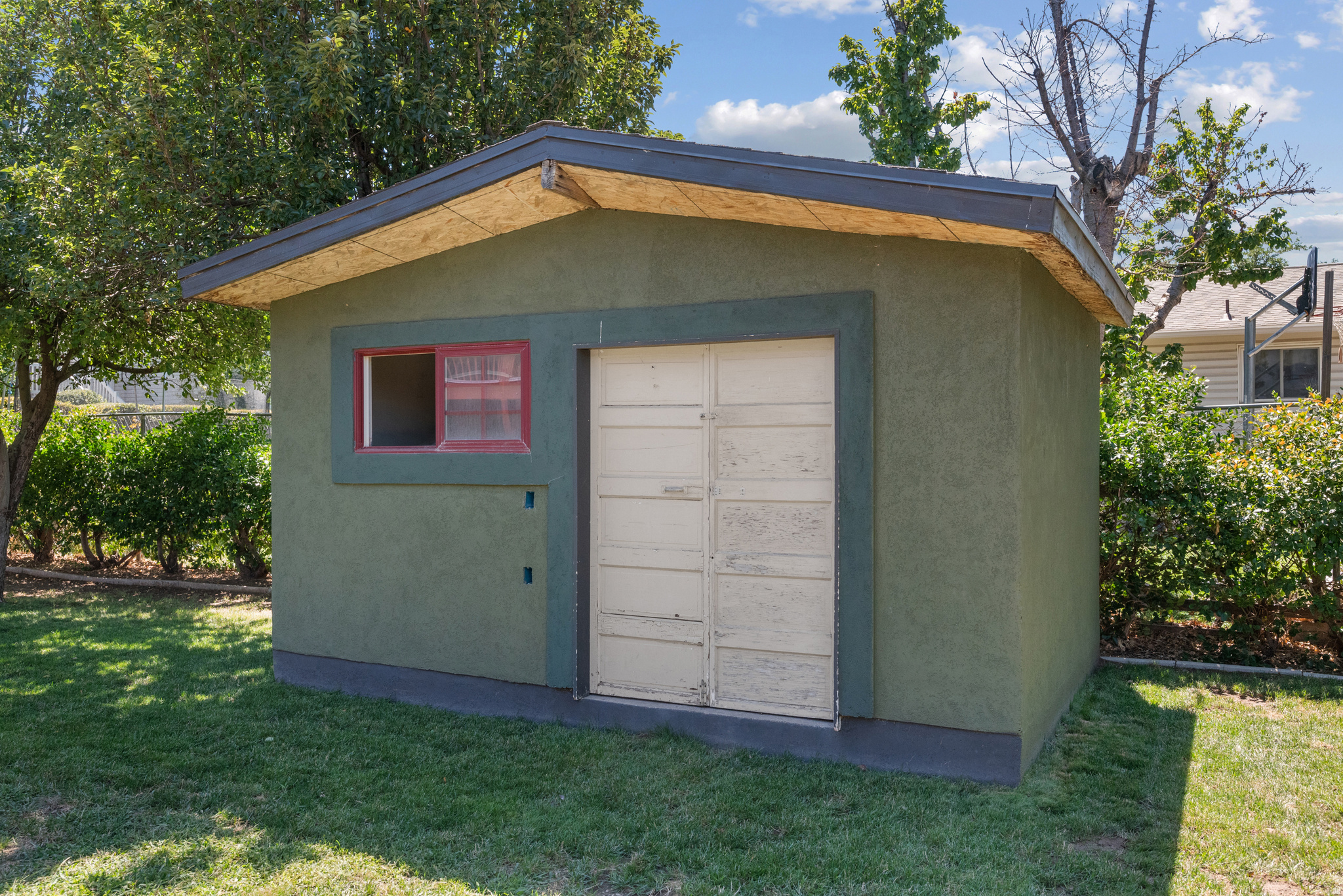 main property photo 26