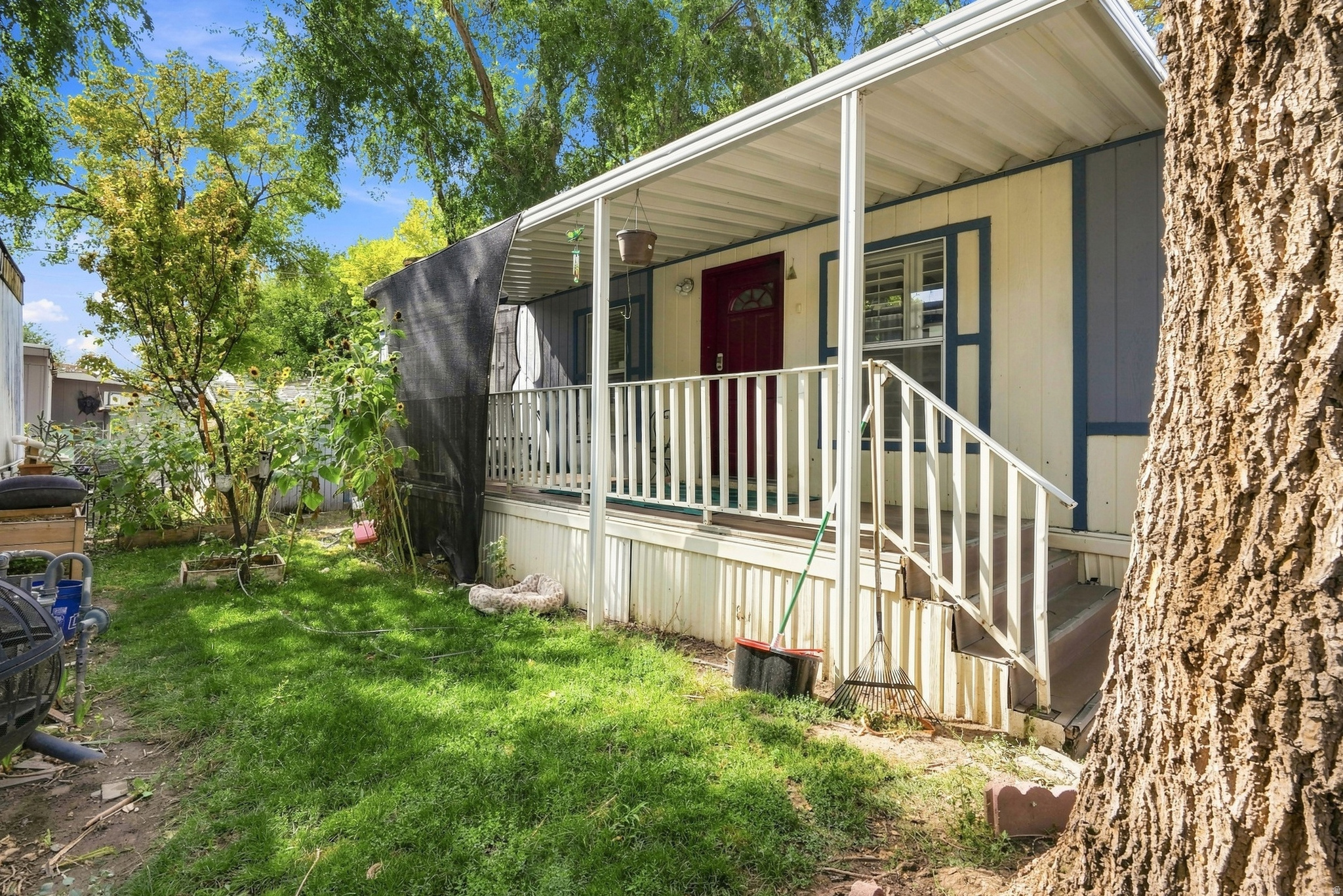 main property photo 21