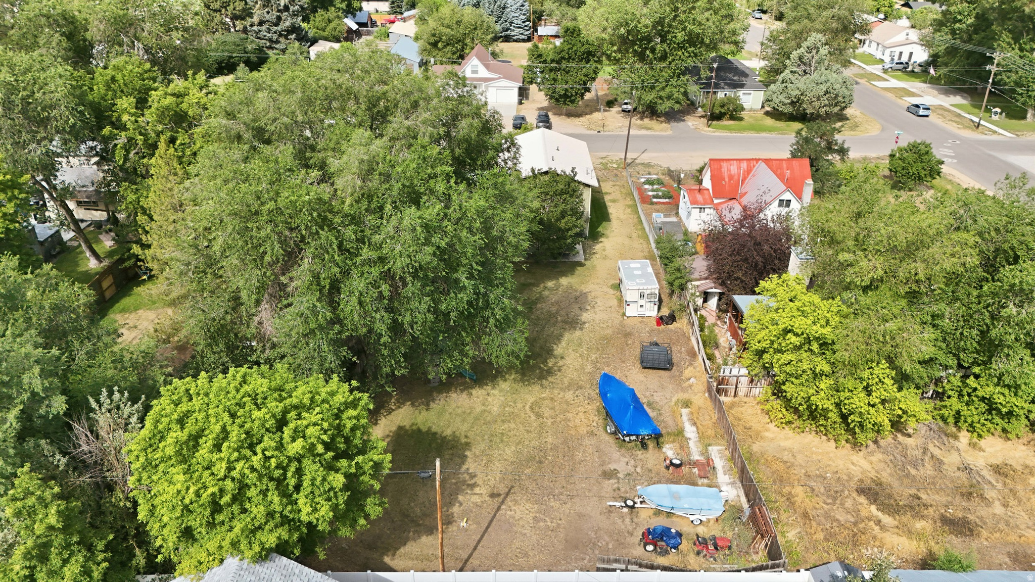 main property photo 57