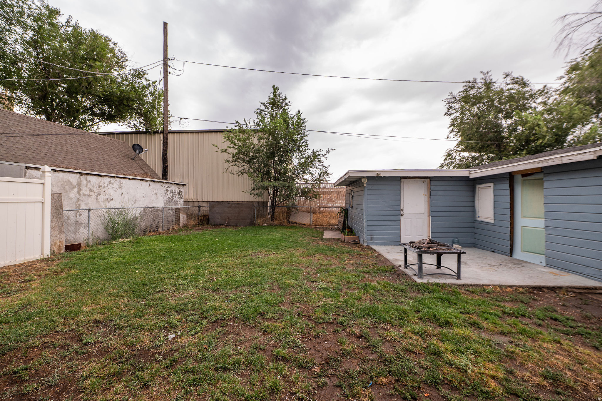 main property photo 18