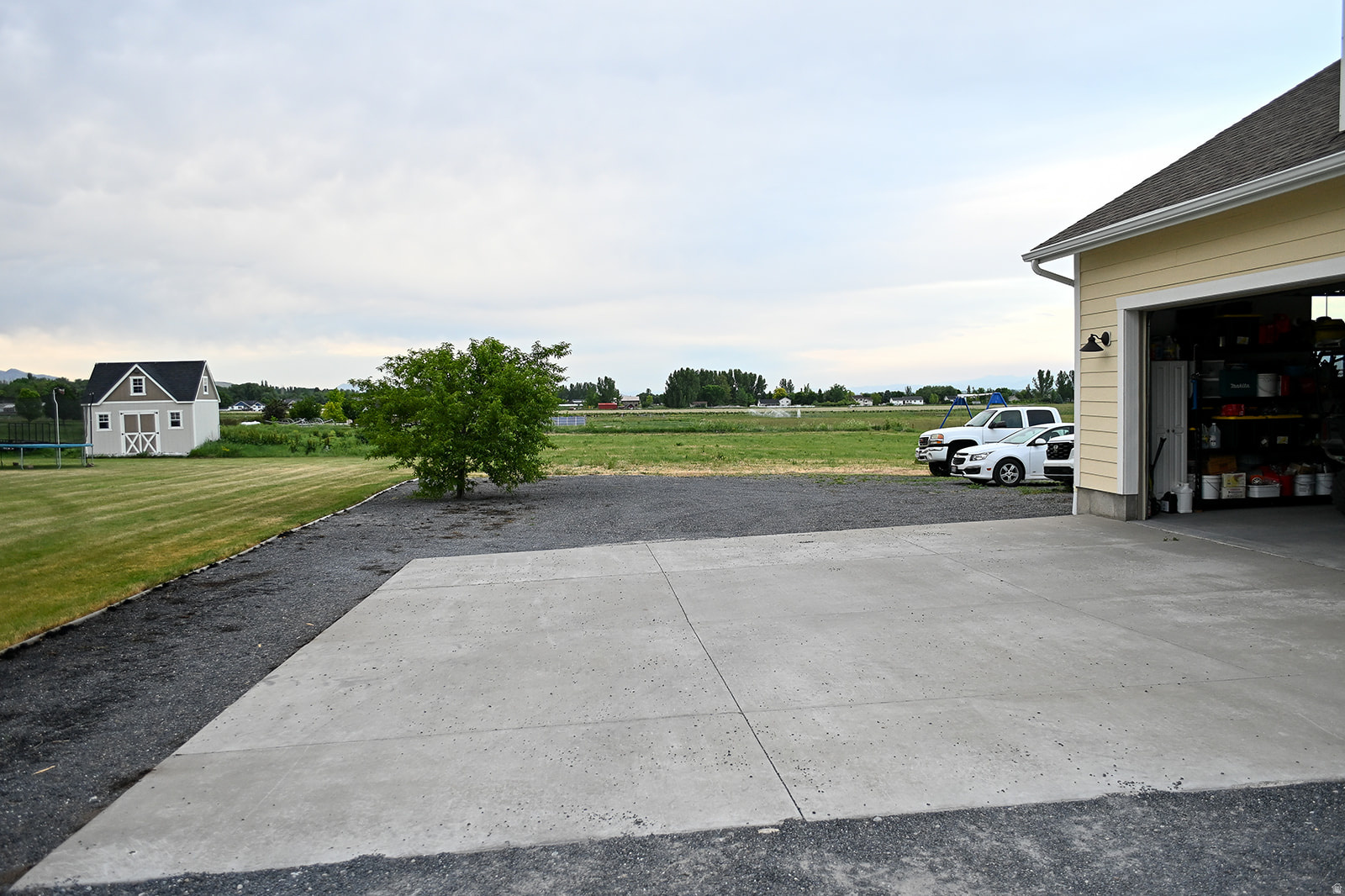 main property photo 45